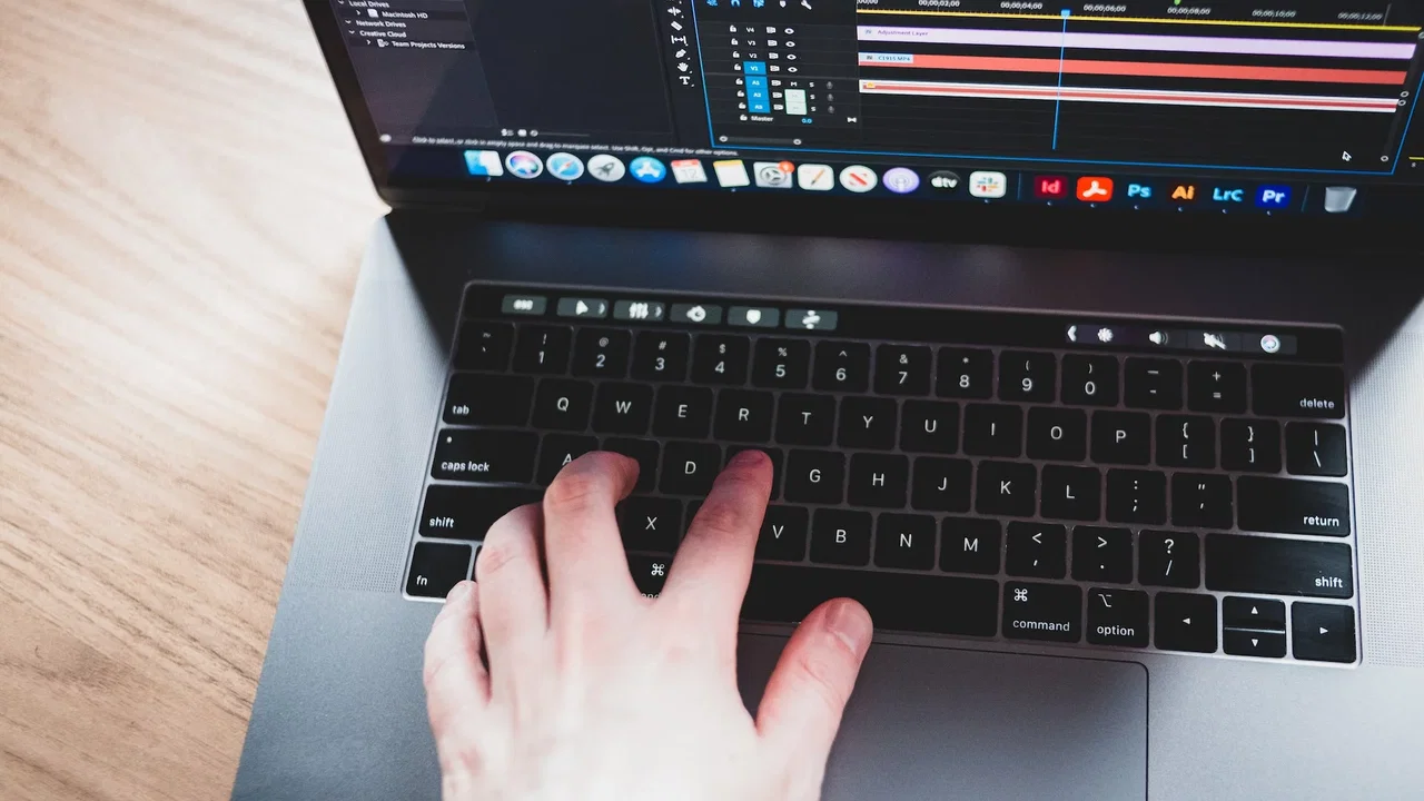 Musica deepfake legale: l'accordo tra Google e Universal