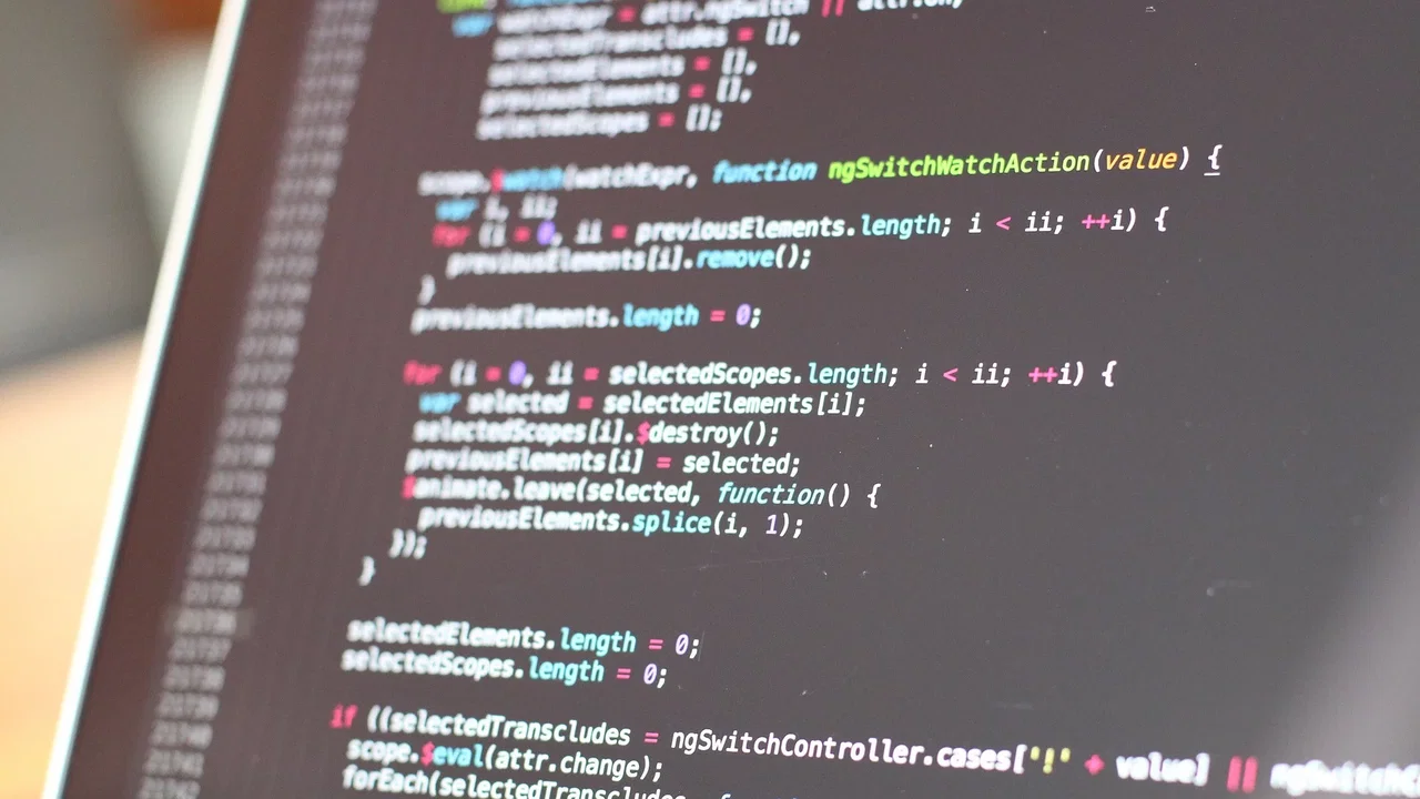 Hugging Face rilascia un tool open-source per la generazione di codice