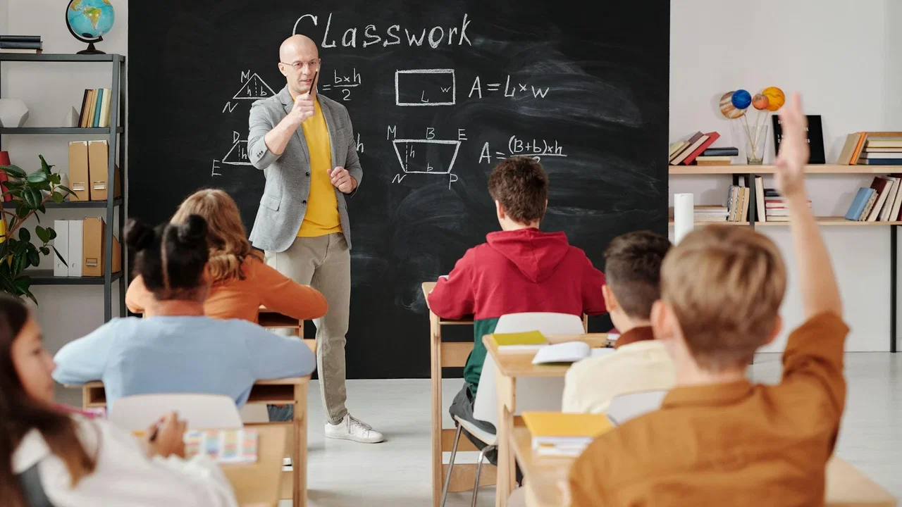 L'IA migliorerà il mondo dell'istruzione, ma non sostituirà gli insegnanti