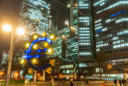 Le banche centrali devono superare sfide importanti per trarre vantaggio dall'IA