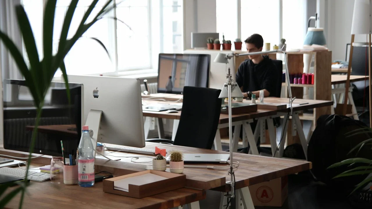 L'era dell'IA fa emergere nuovi ruoli e competenze