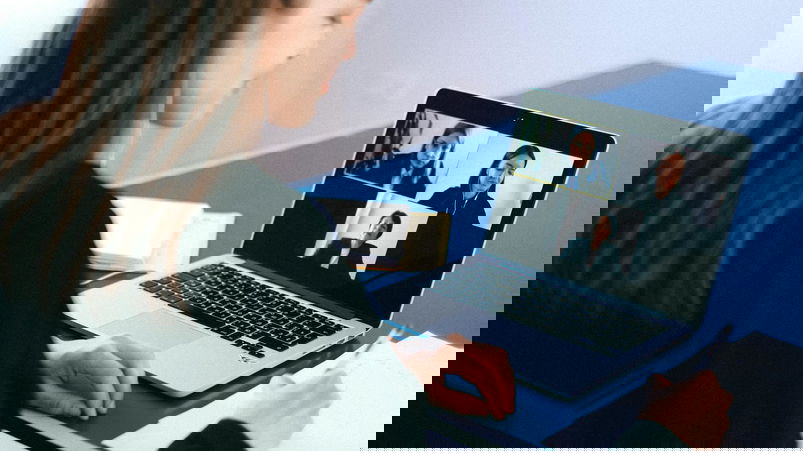 Il CEO di Zoom vuole introdurre cloni di IA nei meeting