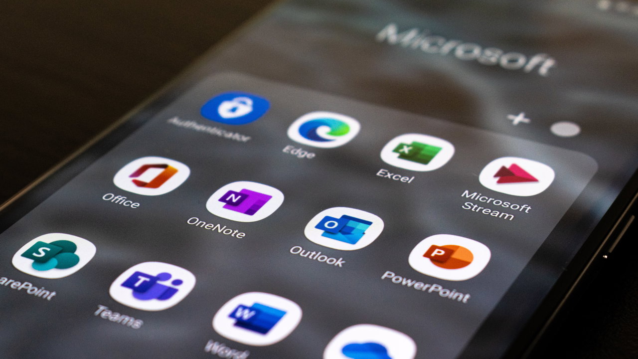 Da aprile aumenteranno i prezzi del cloud Microsoft
