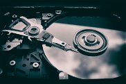 L’IA predice la morte degli hard disk
