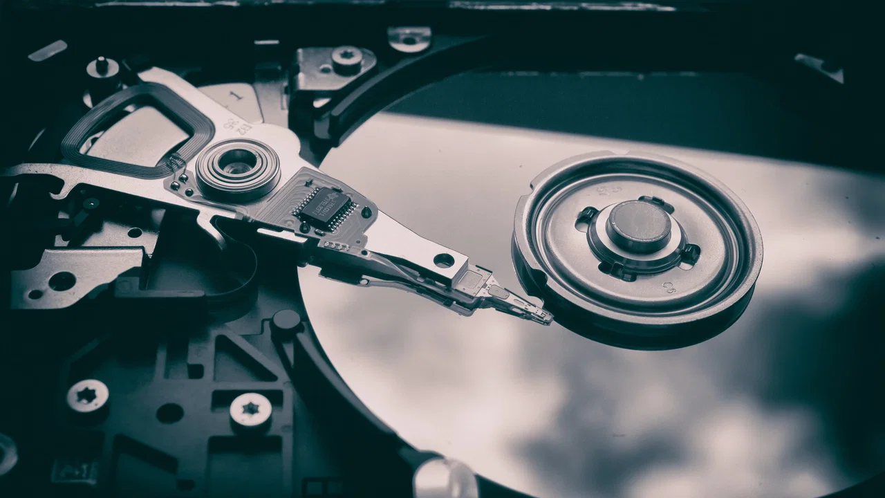 L’IA predice la morte degli hard disk