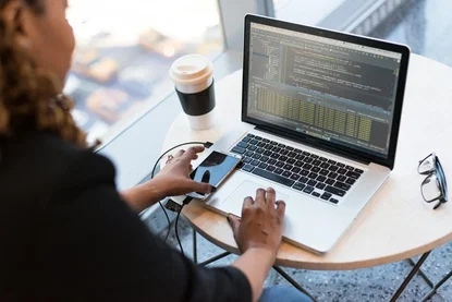 L'IA rende il coding creativo e sblocca nuove capacità di problem solving