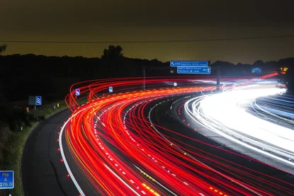 IA generativa in auto: Intel annuncia il nuovo chip per l'automotive