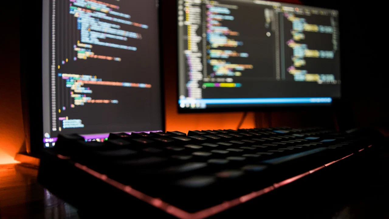 Mettere in sicurezza la supply chain del software con i LLM