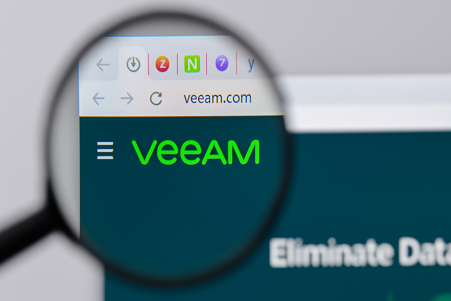 Veeam punta su alternative a VMware come Red Hat
