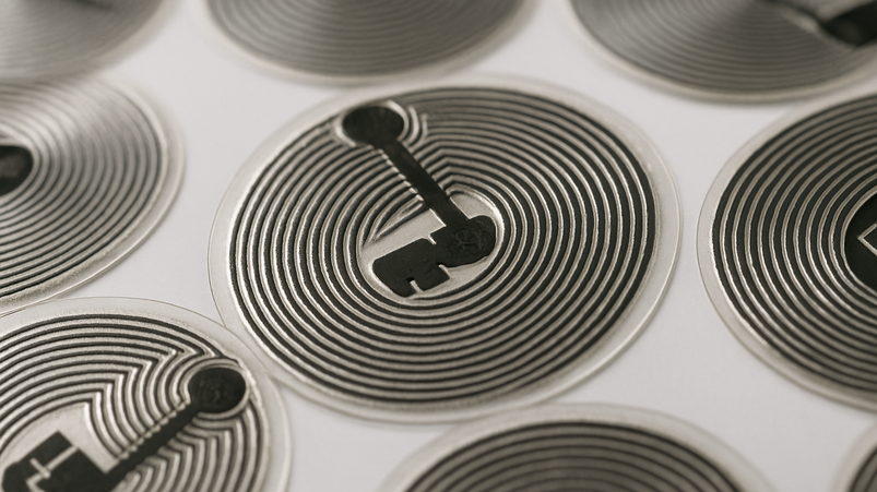 RFID passivi trasmettono dati da sensori