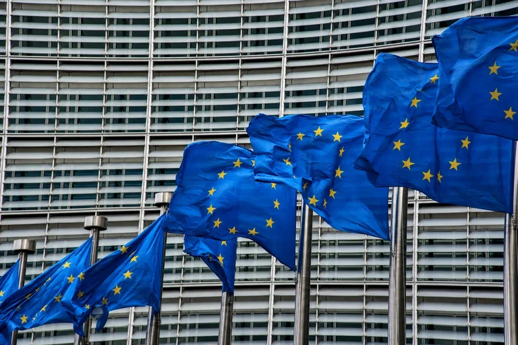 Indipendenza digitale, la proposta UE divide tutti