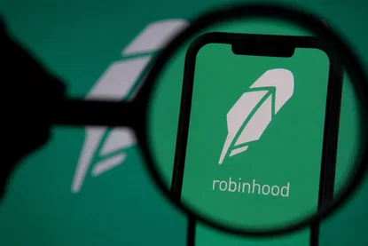Robinhood taglia il 10% del personale nonostante i record
