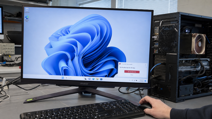Microsoft ferma i popup McAfee dei monitor LG