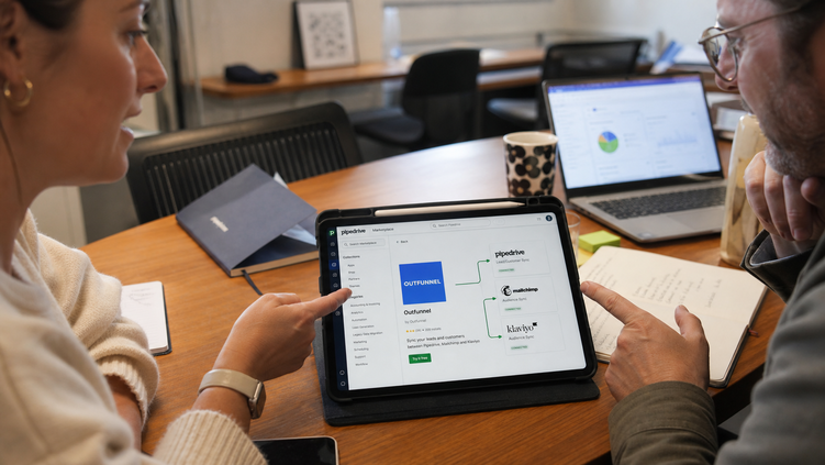 Pipedrive acquisisce Outfunnel e unisce vendite e marketing