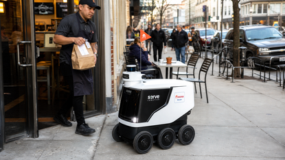 Wonder e Serve portano i robot delle consegne su Grubhub