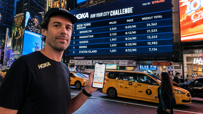 HOKA trasforma le corse di New York in una sfida su Strava