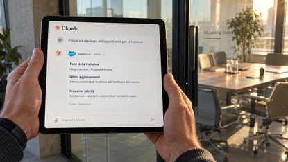 Salesforce porta il CRM in Claude con 37 funzioni