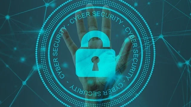Le aziende devono adeguarsi a normative di cybersecurity sempre più stringenti