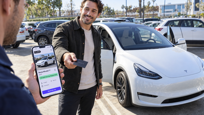 Tesla si allea con Turo per promuovere la guida assistita