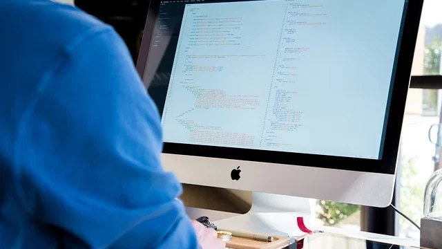 Programmare in APEX richiede un approccio alla sicurezza molto specifico