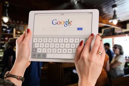 Rivoluzione nelle panoramiche AI: novità da Google