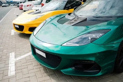 L'IA al volante: il futuro dell'auto è digitale