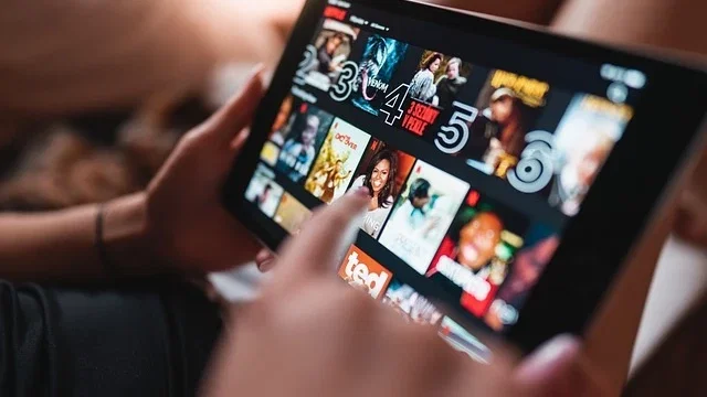 Produrre una serie TV è il nuovo must del marketing?