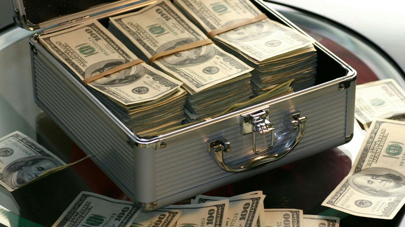 L'IA rivoluziona le banche con dati predittivi