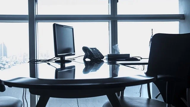 AI minaccia lavori: due professioni a rischio