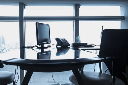 AI minaccia lavori: due professioni a rischio