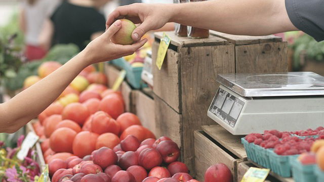 Consumi in calo: 92 miliardi di dollari persi nel 2024