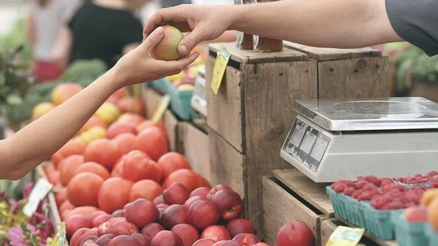 Consumi in calo: 92 miliardi di dollari persi nel 2024