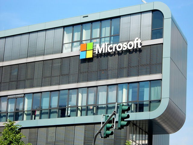 Il boom dell'AI spinge i profitti di Microsoft