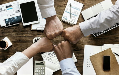 Team in crisi: 5 strategie concrete per risolvere conflitti cronici